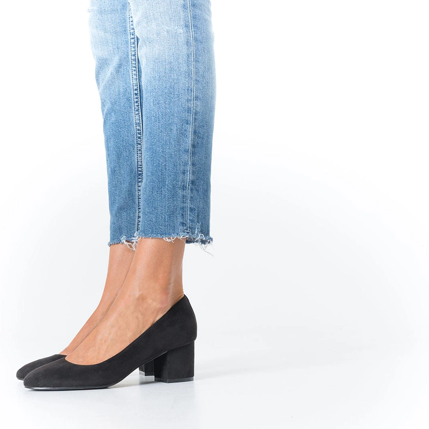 Escarpin TEXTO Noir Avec Découpe Biais 4 Escarpin TEXTO Noir Avec Découpe Biais – Image 2