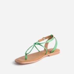 Sandale-tong TEXTO Verte En Cuir Métallisé -Univers Chaussure Magasin WWWERM 10385760123 2