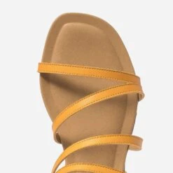 Sandale TEXTO Jaune En Cuir -Univers Chaussure Magasin WWWERM 10385761328 4