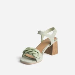 Sandale Vert Sauge En Cuir Velours Avec Maxi-chaîne écrue -Univers Chaussure Magasin WWWERM 10386330046 2