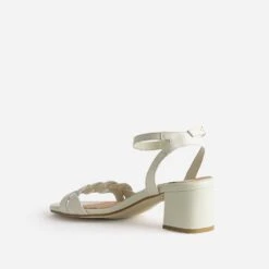 Sandale En Cuir Blanc Cassé -Univers Chaussure Magasin WWWERM 10386330557 3