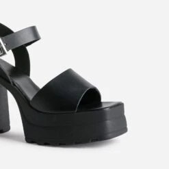 Sandale TEXTO Noire à Plateforme Crantée -Univers Chaussure Magasin WWWERM 10386340132 5