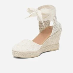 Espadrille Compensée écrue En Toile Avec Broderie Anglaise -Univers Chaussure Magasin WWWERM 10386420609 2
