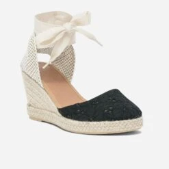 Espadrille Compensée Noire En Toile Avec Broderie Anglaise -Univers Chaussure Magasin WWWERM 10386420610 1